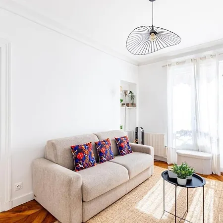 Апартаменты Guestready - Lovely Retreat Near The Eiffel Tower *